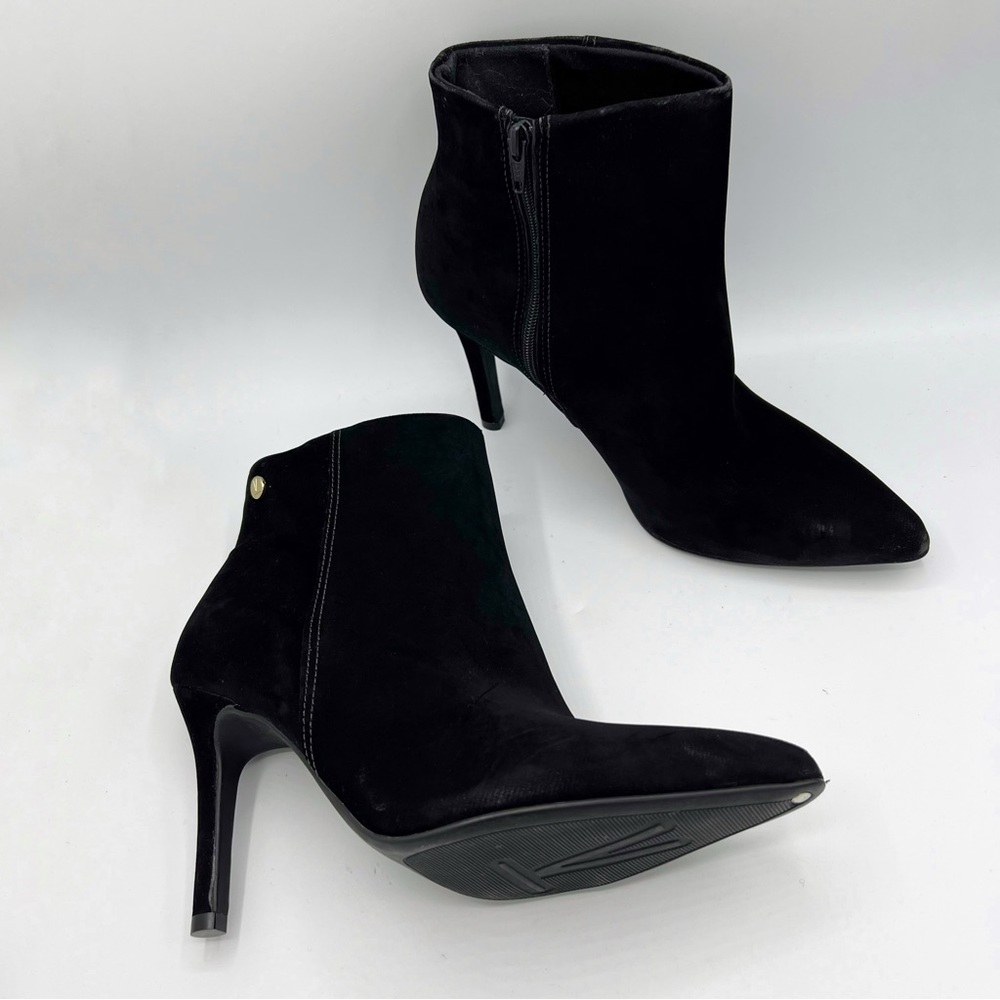 Vizzano Black Suede Velvet Ankle Bootie Size 8 Pointed Toe Stiletto Heel